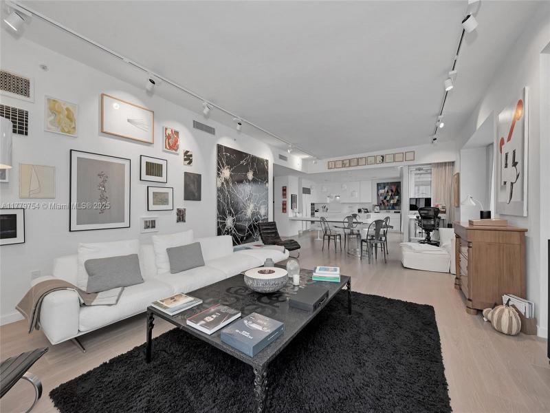 Property photo # 6