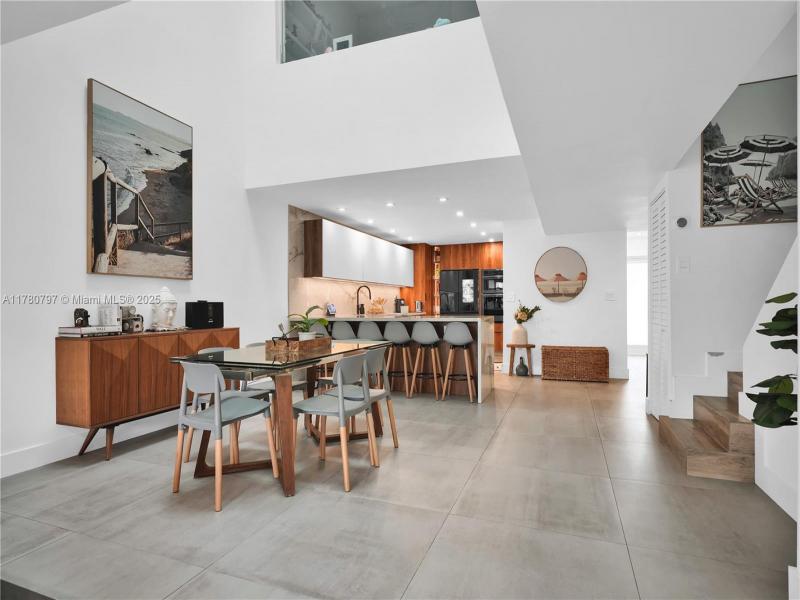 Comprar apartamento en Poinciana Island 801