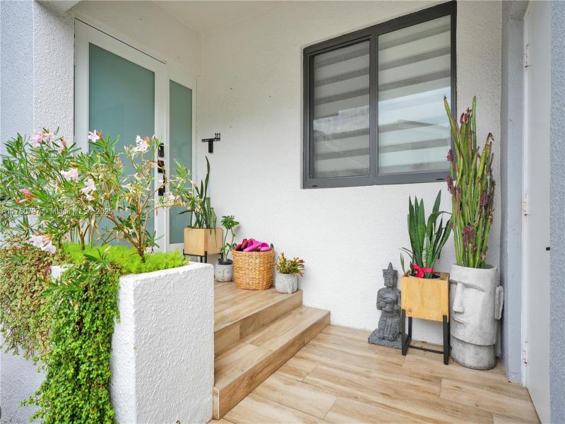 Comprar apartamento en Poinciana Island 801