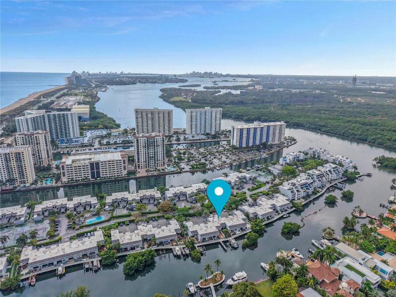 Comprar apartamento en Poinciana Island 801
