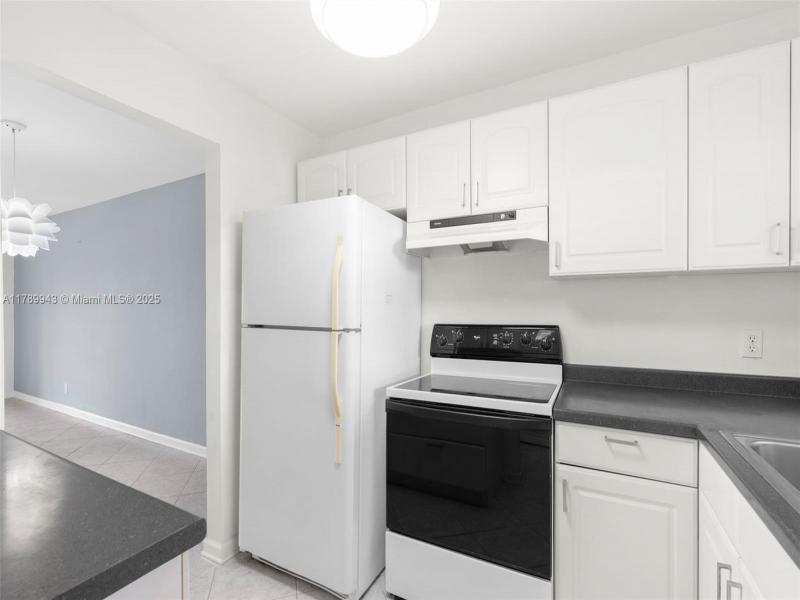 Property photo # 4