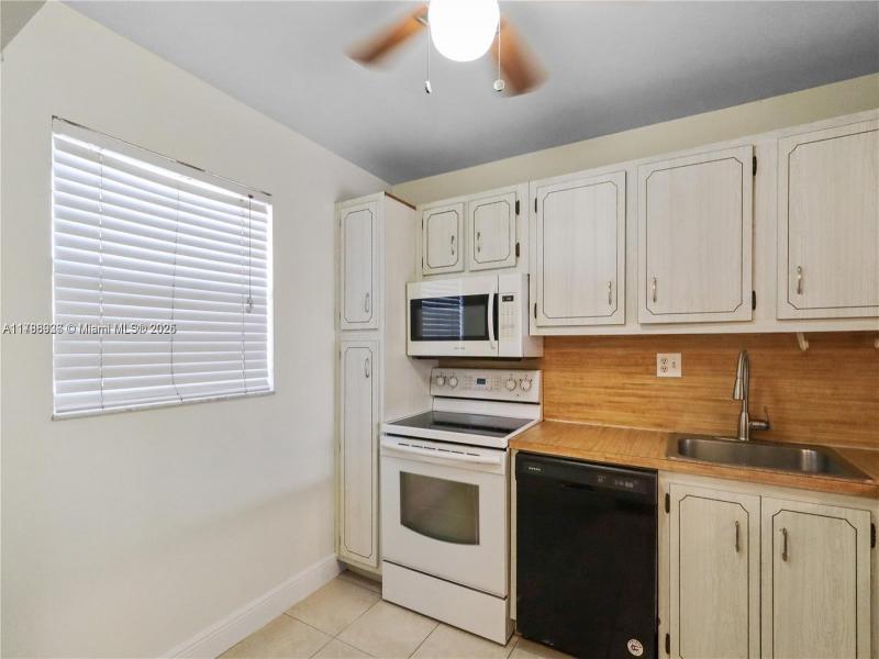 Property photo # 4