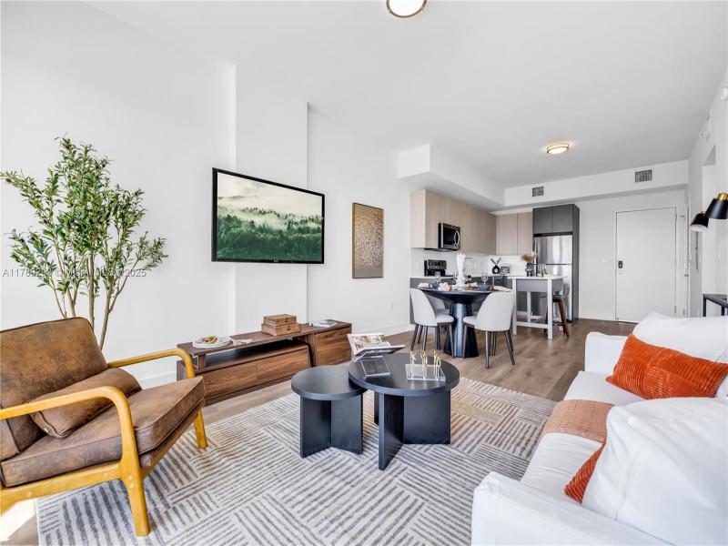 Property photo # 4