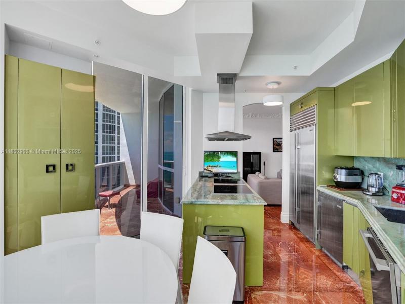 Property photo # 6