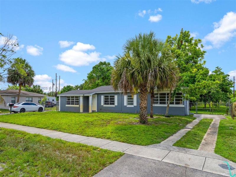 Property photo # 6
