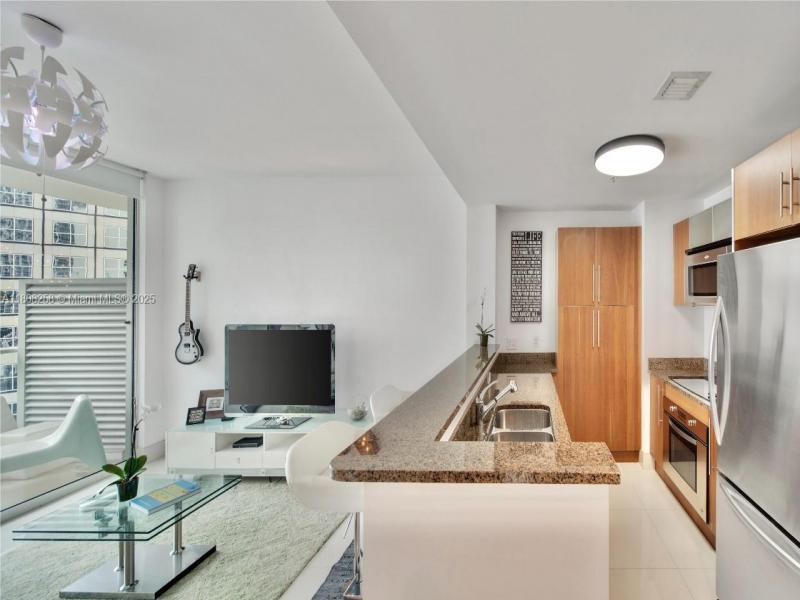 Property photo # 9