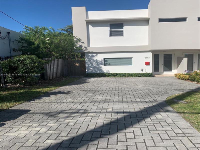Property photo # 3