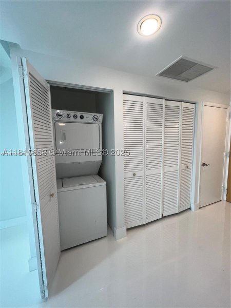 Alquiler de apartamento en Vizcayne Everglades On The Bay 643