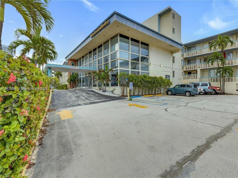 Property photo # 0