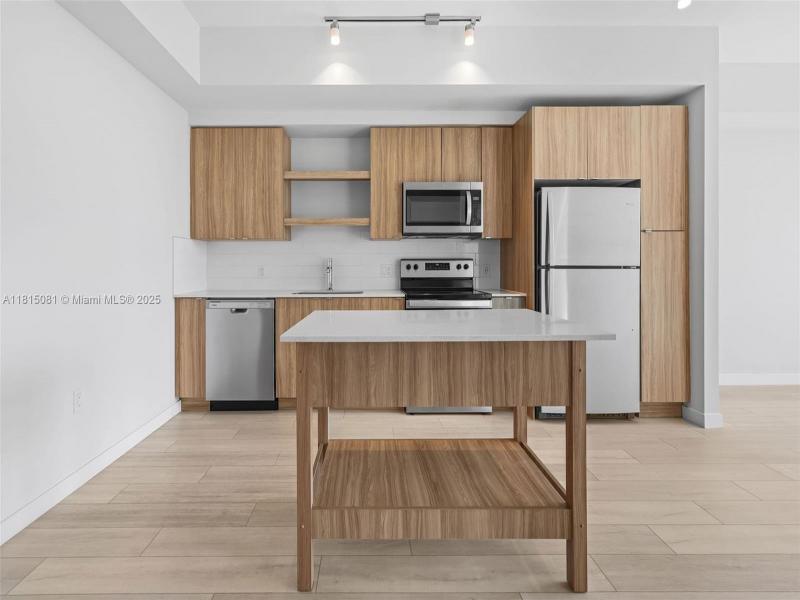 Property photo # 4