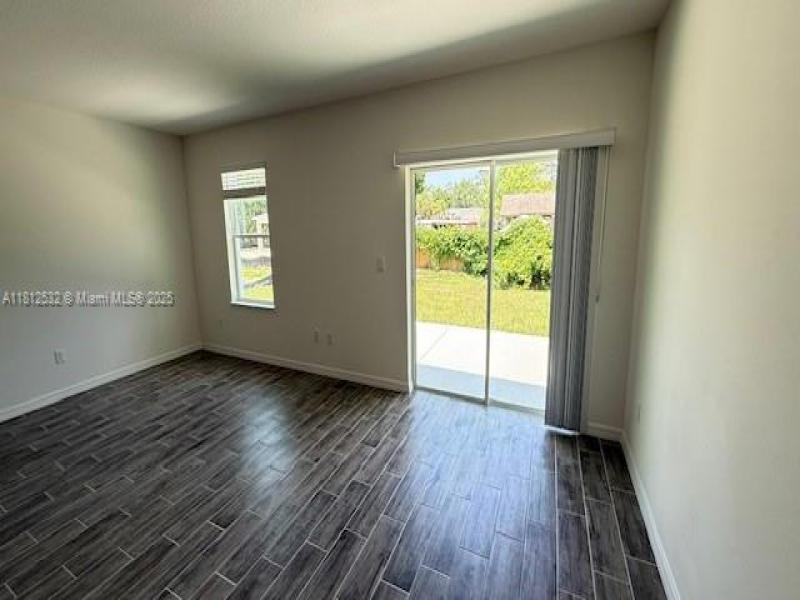 Property photo # 9