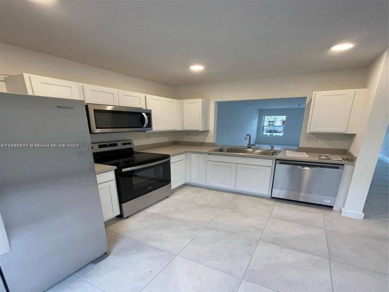 Property photo # 6