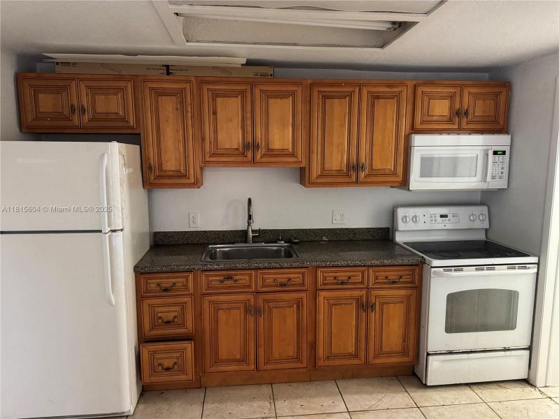Property photo # 4