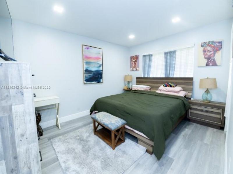 Property photo # 8