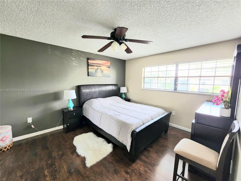 Property photo # 6