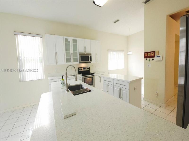 Property photo # 6