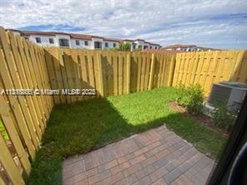Property photo # 4