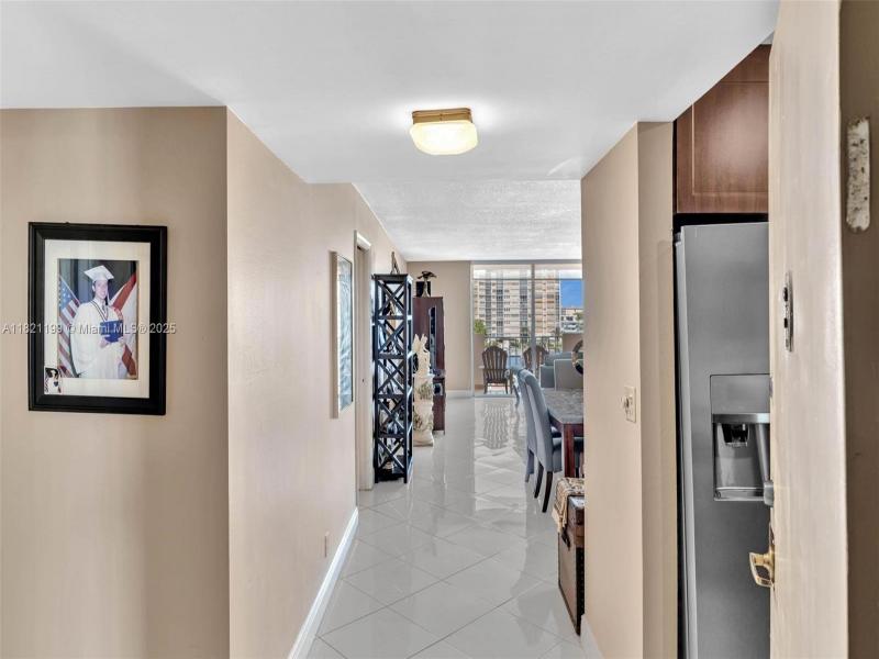 Condo for sale at Prince George 5J