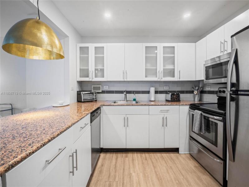 Property photo # 9
