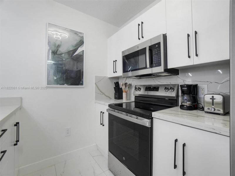 Property photo # 7