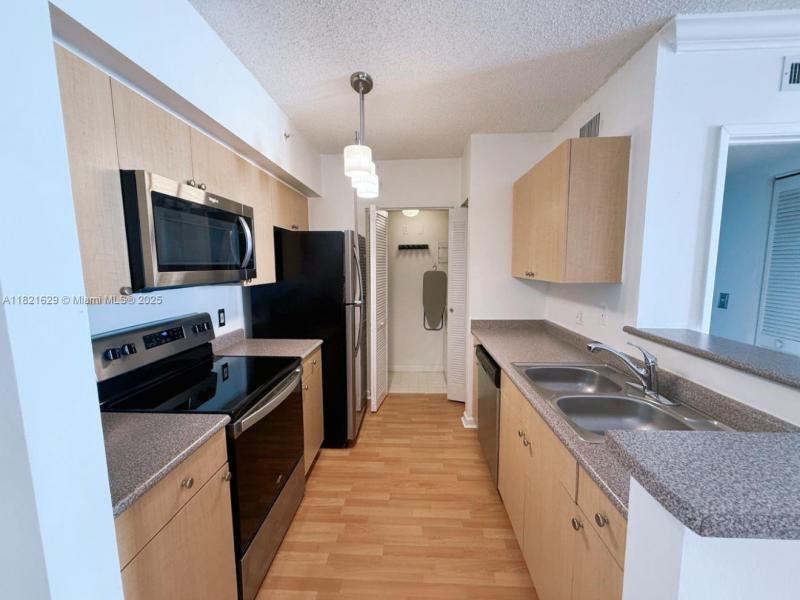 Property photo # 0
