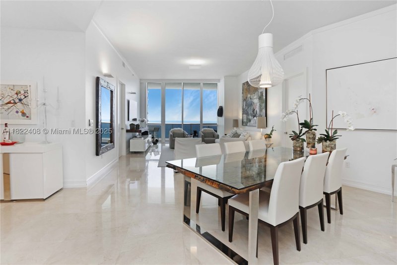 Alquiler de apartamento en Trump Tower Two 3103