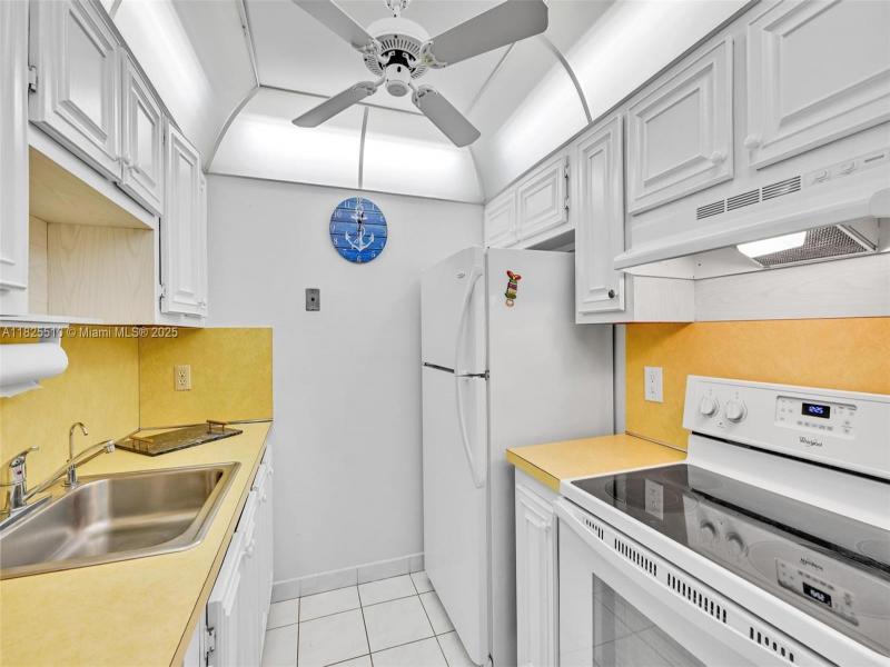 Property photo # 7