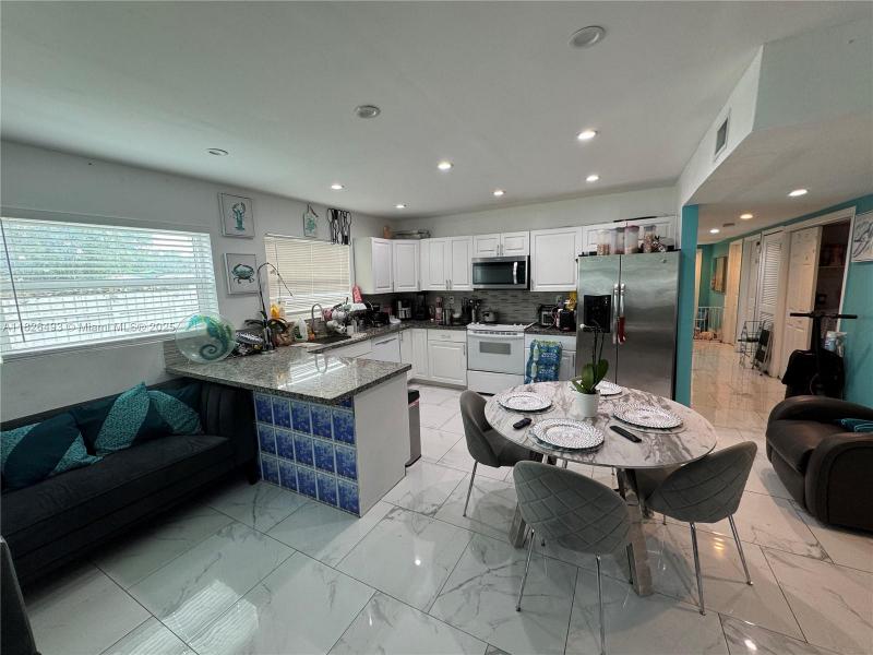 Property photo # 9
