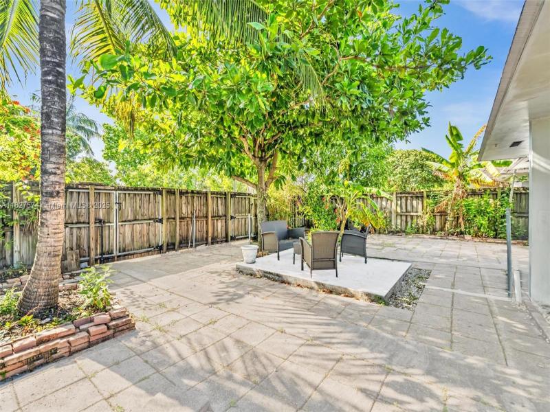 Property photo # 6
