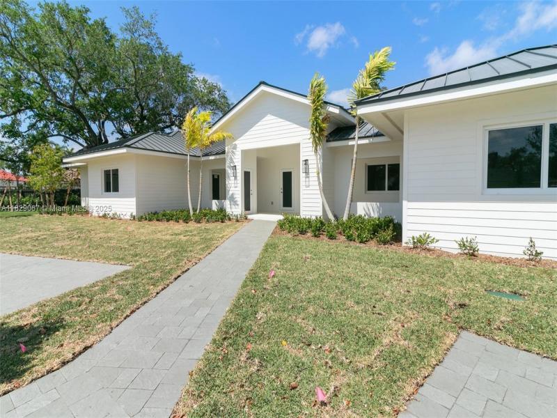 Property photo # 9