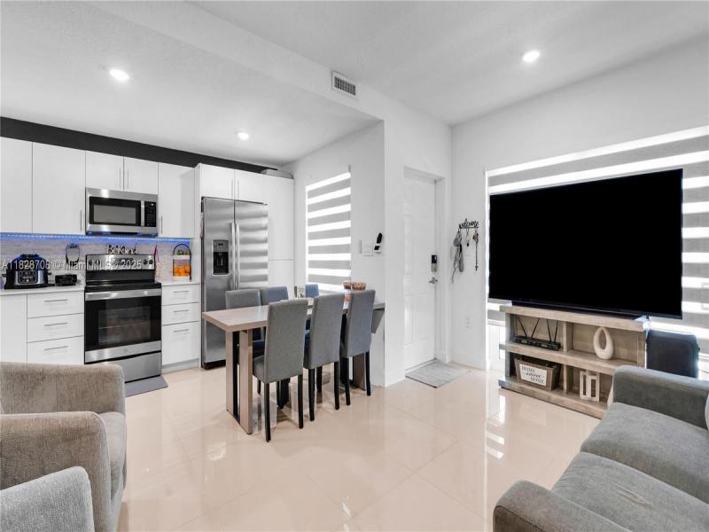 Property photo # 8