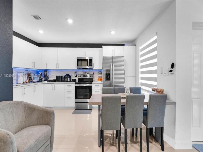 Property photo # 4