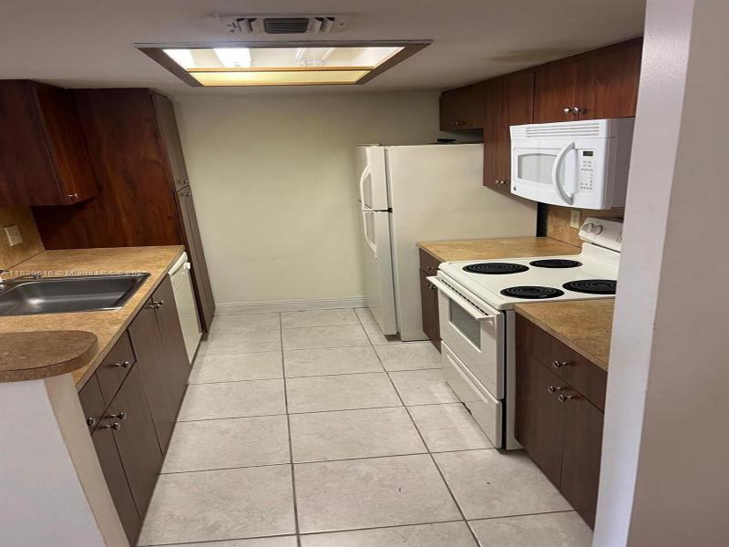 Property photo # 9