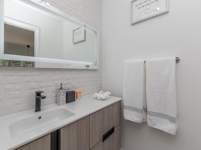 Property photo # 9