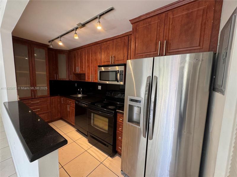 Property photo # 4