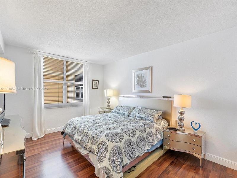 Property photo # 9