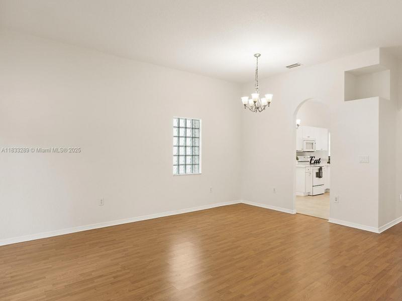 Property photo # 4