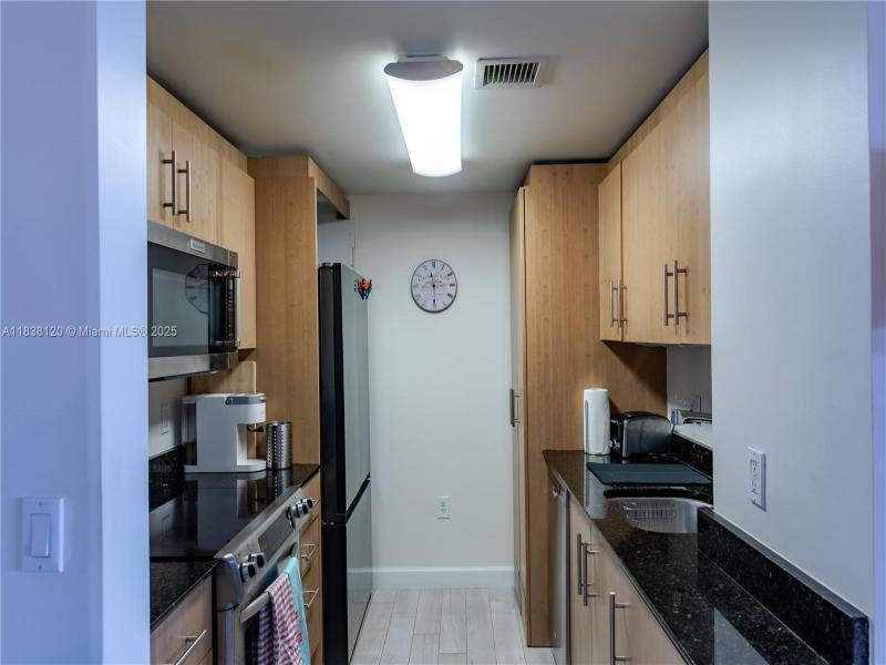 Property photo # 6
