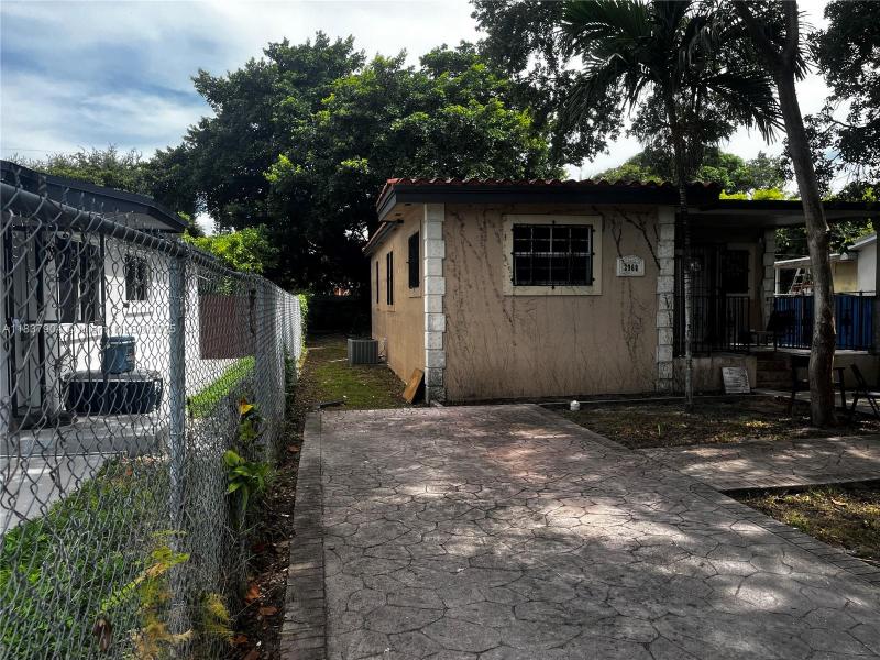 Property photo # 0