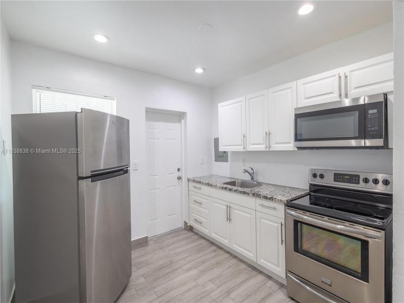 Property photo # 7