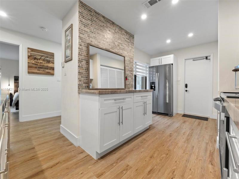Property photo # 7