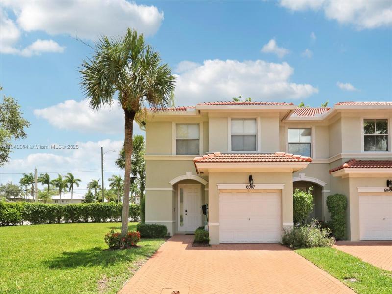 Property photo # 0