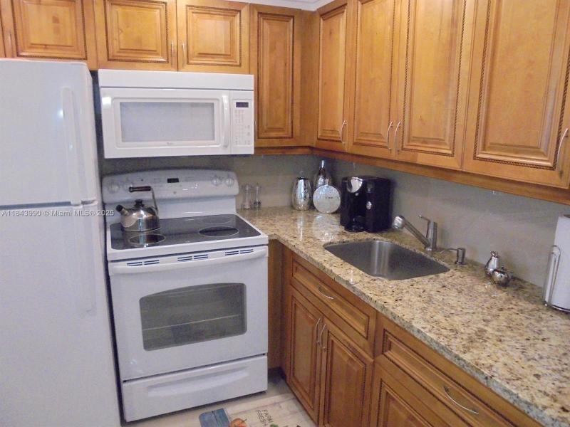 Property photo # 9