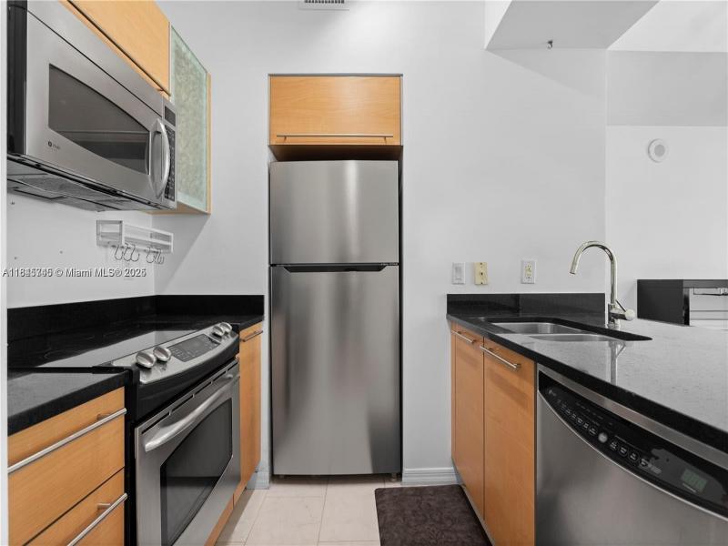 Property photo # 7