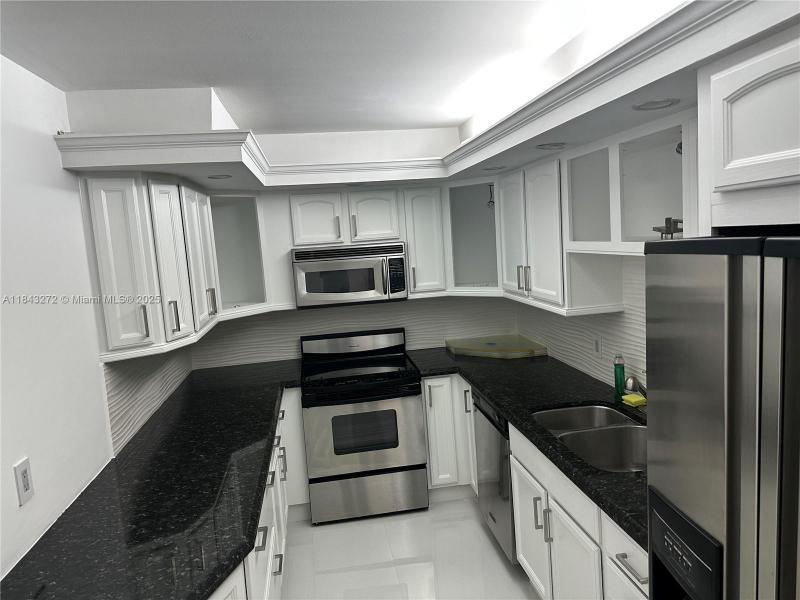 Property photo # 9