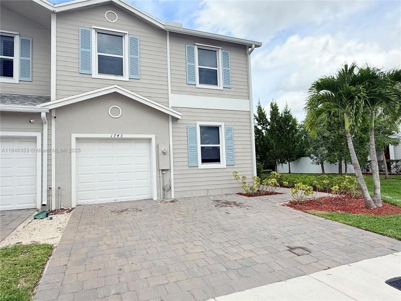Property photo # 0