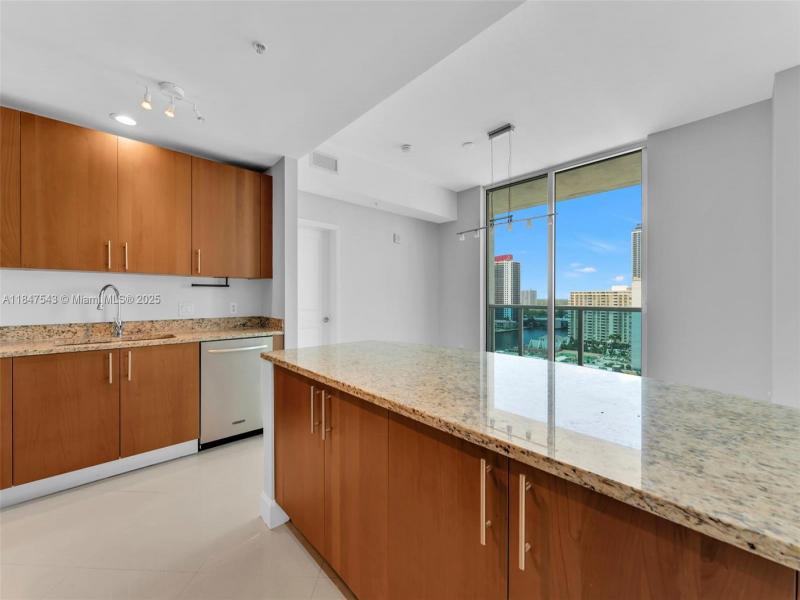 Property photo # 4