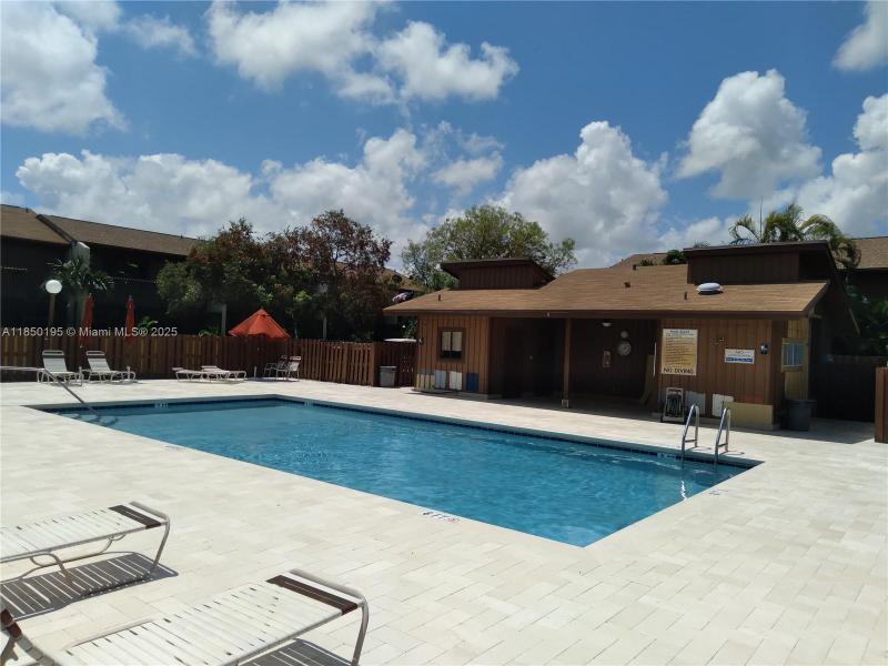 Property photo # 4