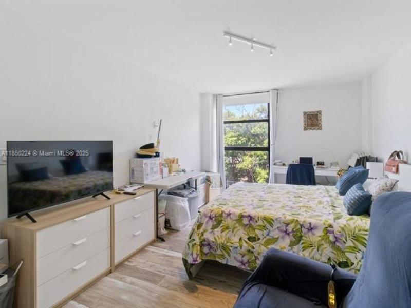 Condo for sale at Brickell Park 307