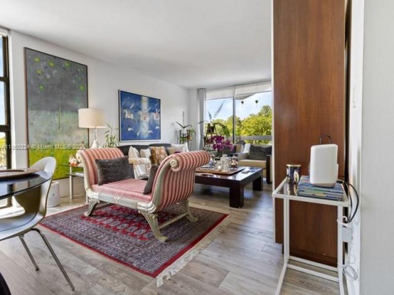 Condo for sale at Brickell Park 307